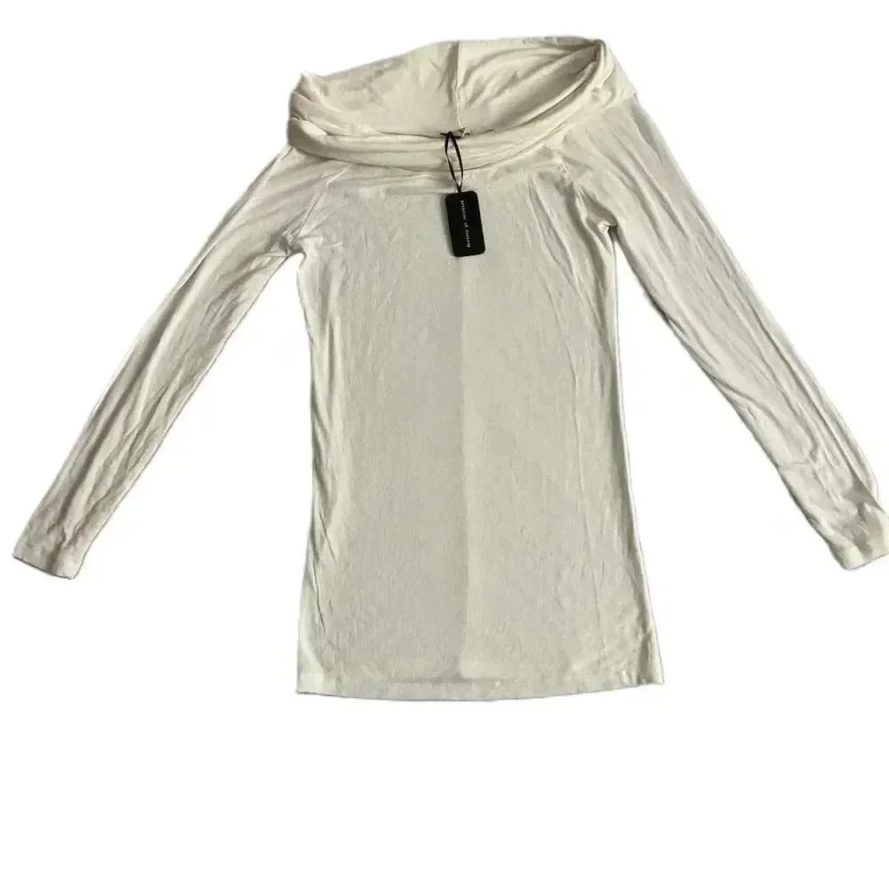 NWT Articles Of‎ Society White Long Sleeves Off Shoulder Top Size Medium